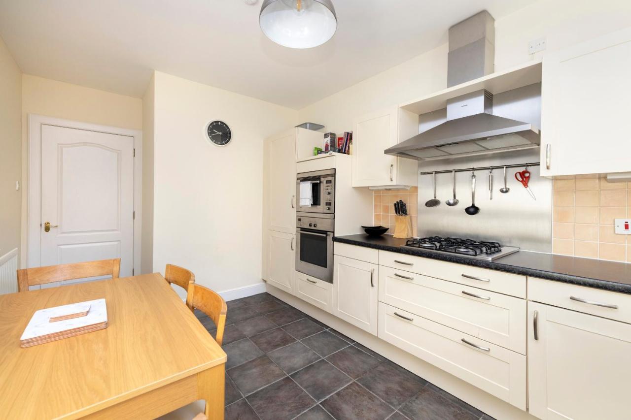 Joivy Modern Flat With Free Parking Apartment EDI Exterior foto