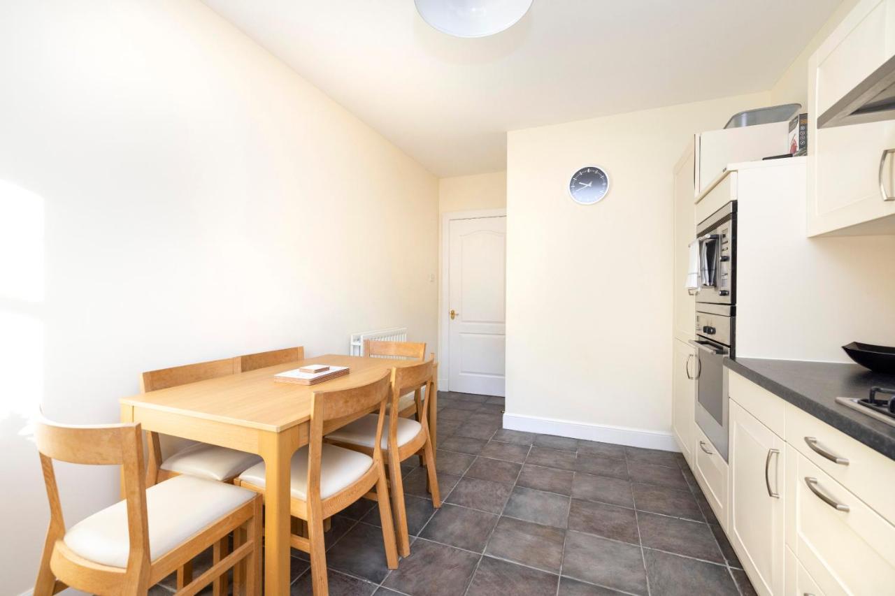Joivy Modern Flat With Free Parking Apartment EDI Exterior foto