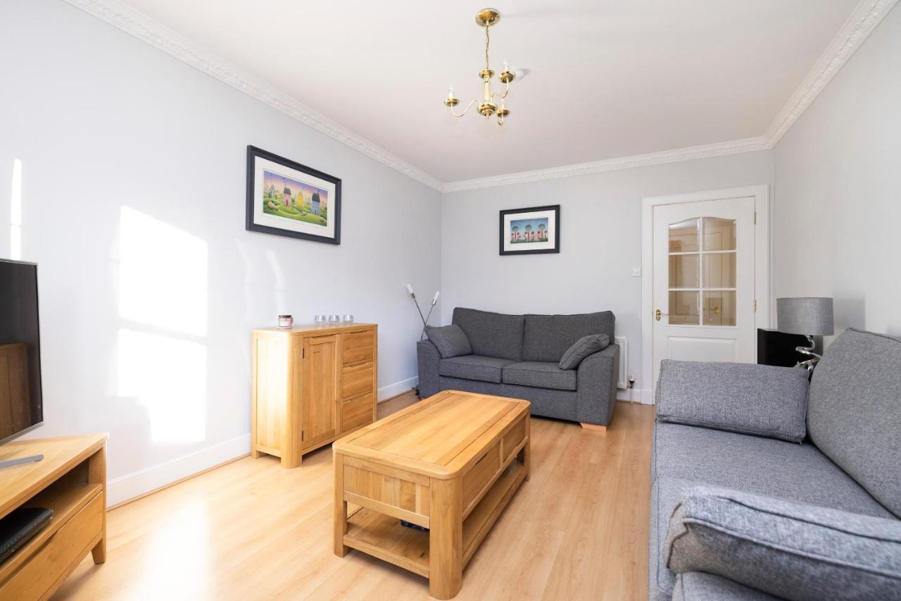 Joivy Modern Flat With Free Parking Apartment EDI Exterior foto