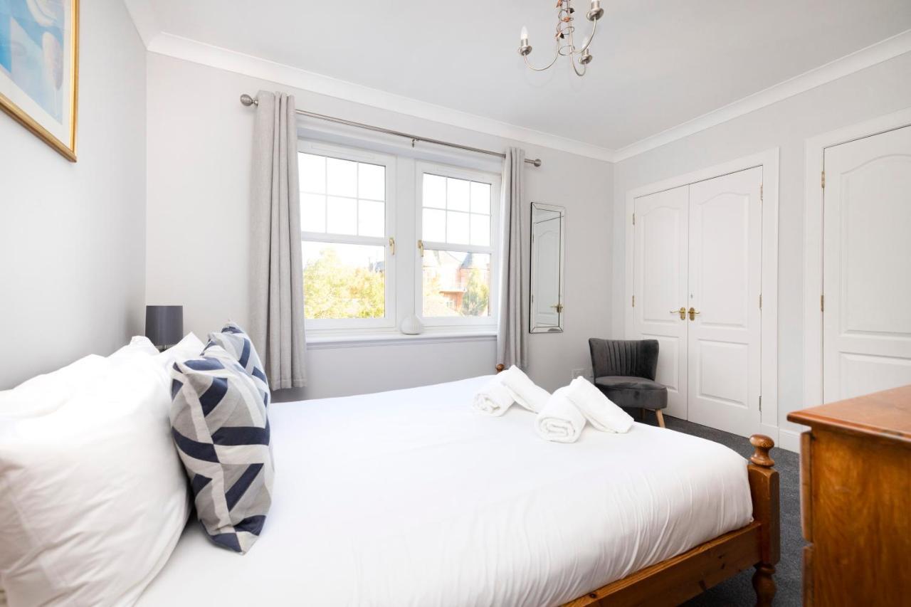 Joivy Modern Flat With Free Parking Apartment EDI Exterior foto